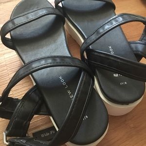 New look wide fit size 10 platform sandals
